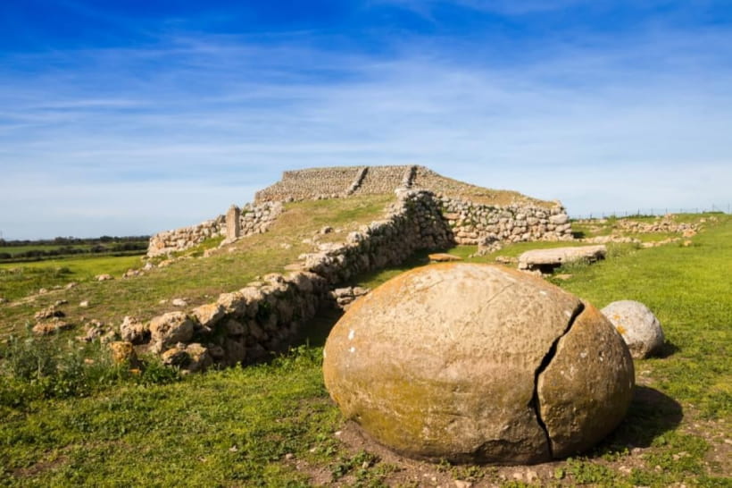 Монте д'Аккодді (північ Сардинії, Італія)