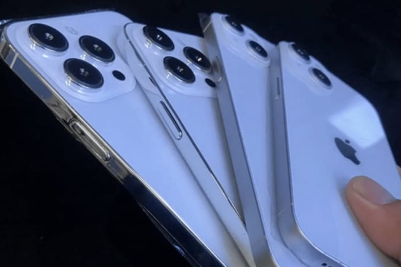 iPhone 14
