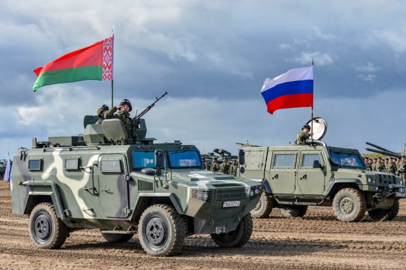білоруські та російські військові