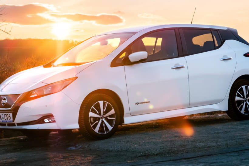 NISSAN Leaf