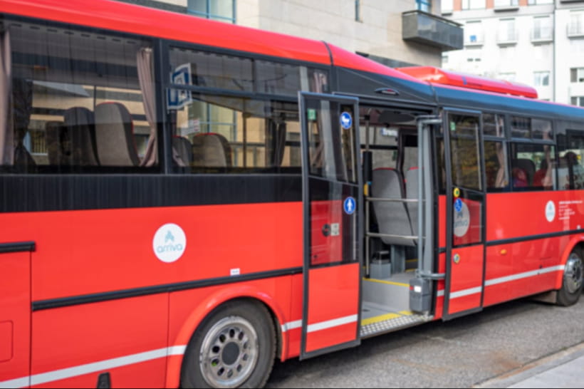 Київ отримав нову партію пасажирських автобусів від Братислави