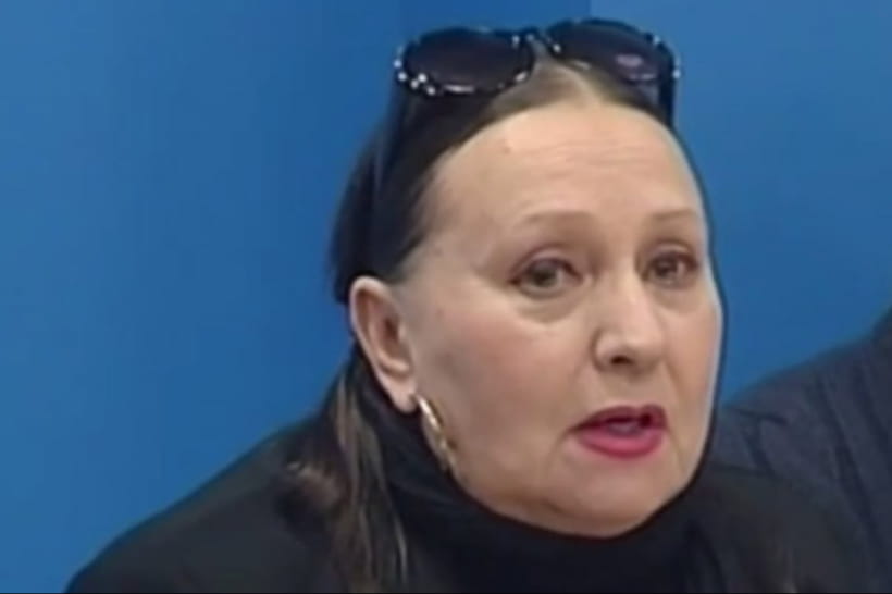 Лариса Кадочникова