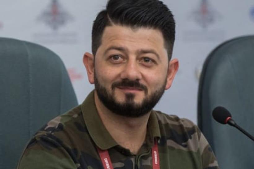 Михаил Галустян