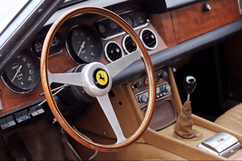 Ferrari 330 GT 2+2 