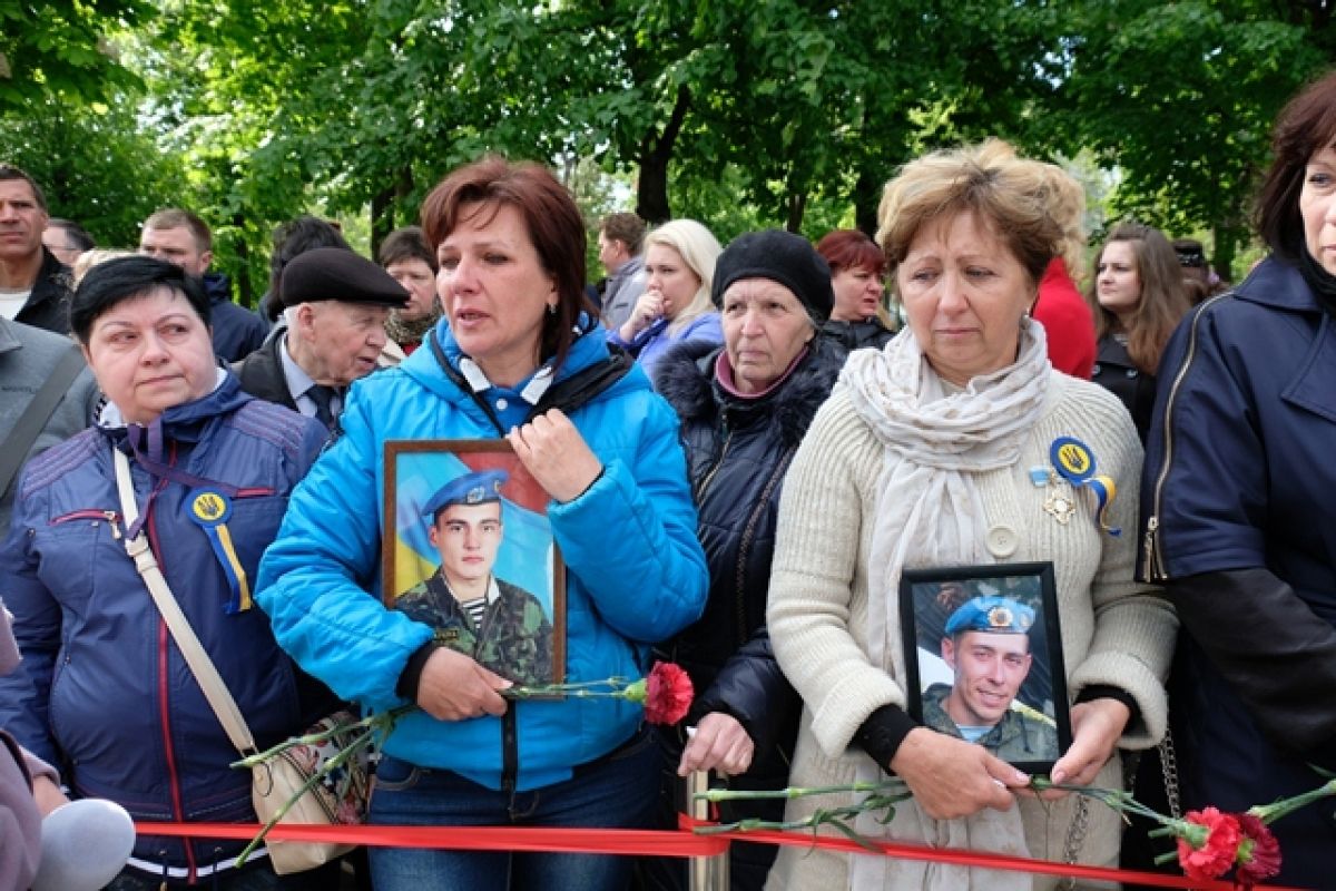Алея пам’яті загиблих бійців АТО в Дніпрі