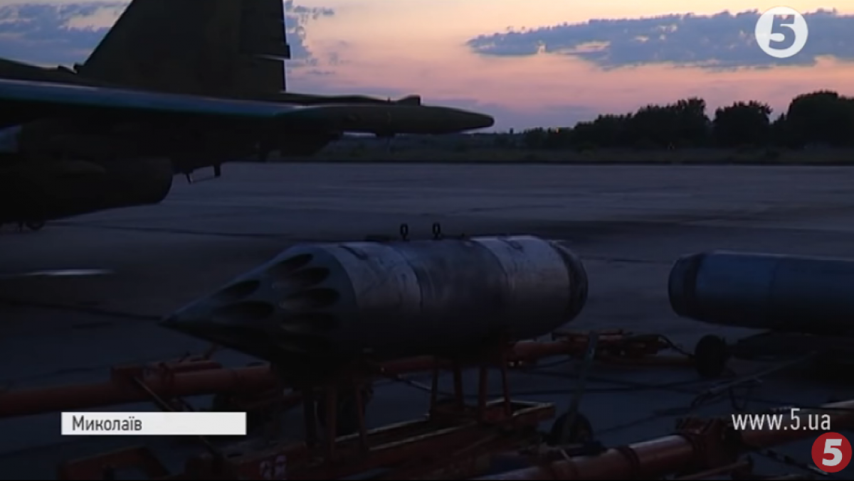 Молоді пілоти за СУ-25