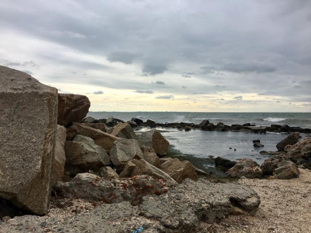 Бердянськ восени, море