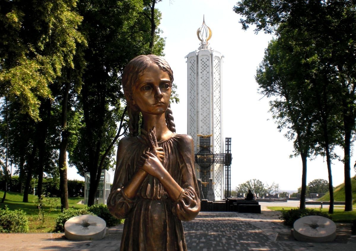 Меморіал жертвам Голодомору