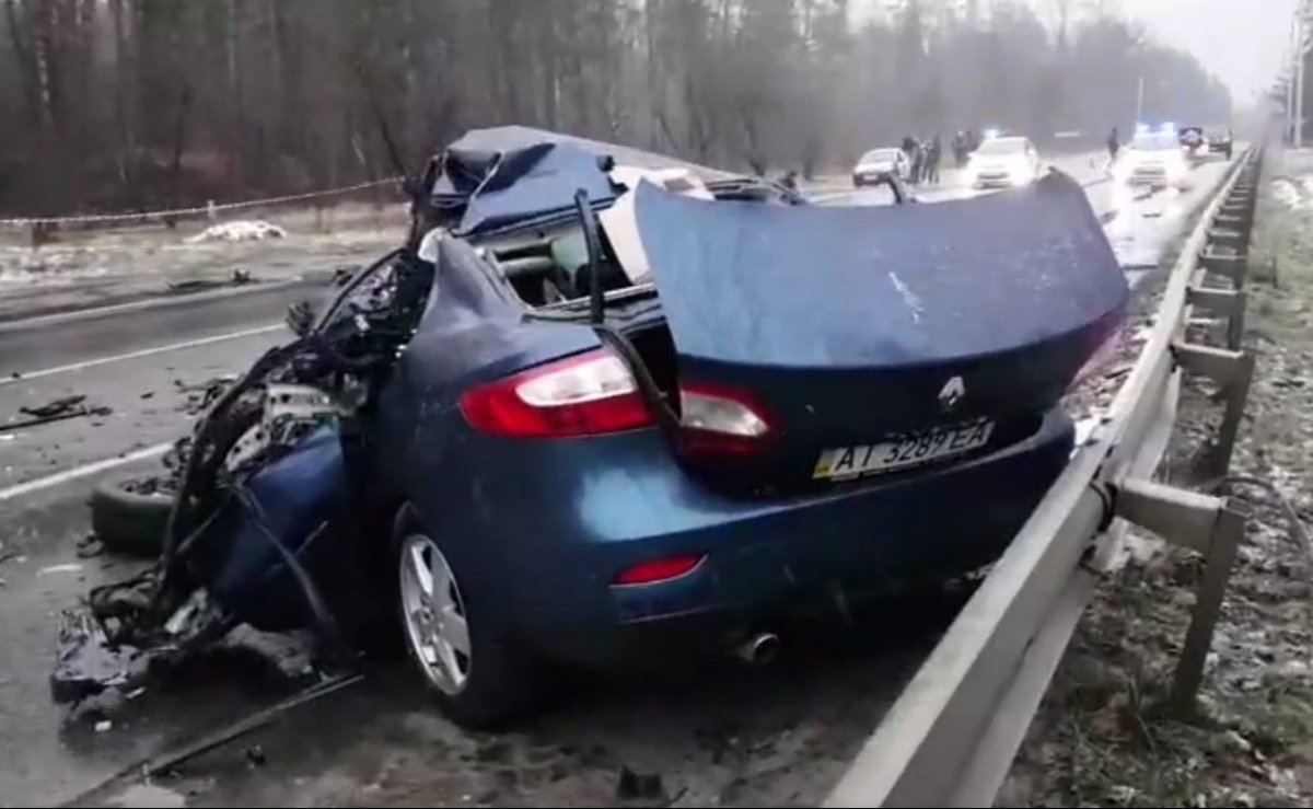 ДТП Renault з фурою 