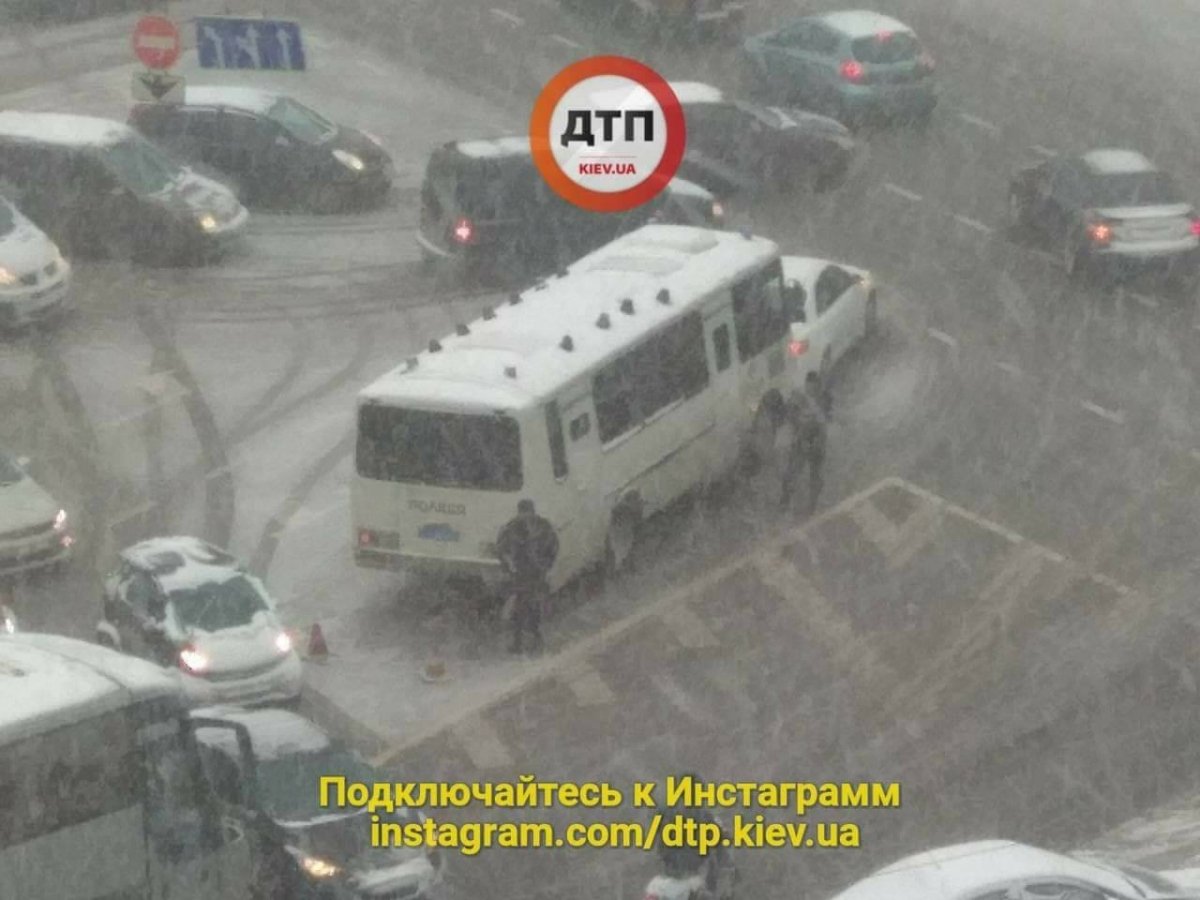 Київ сніг ДТП