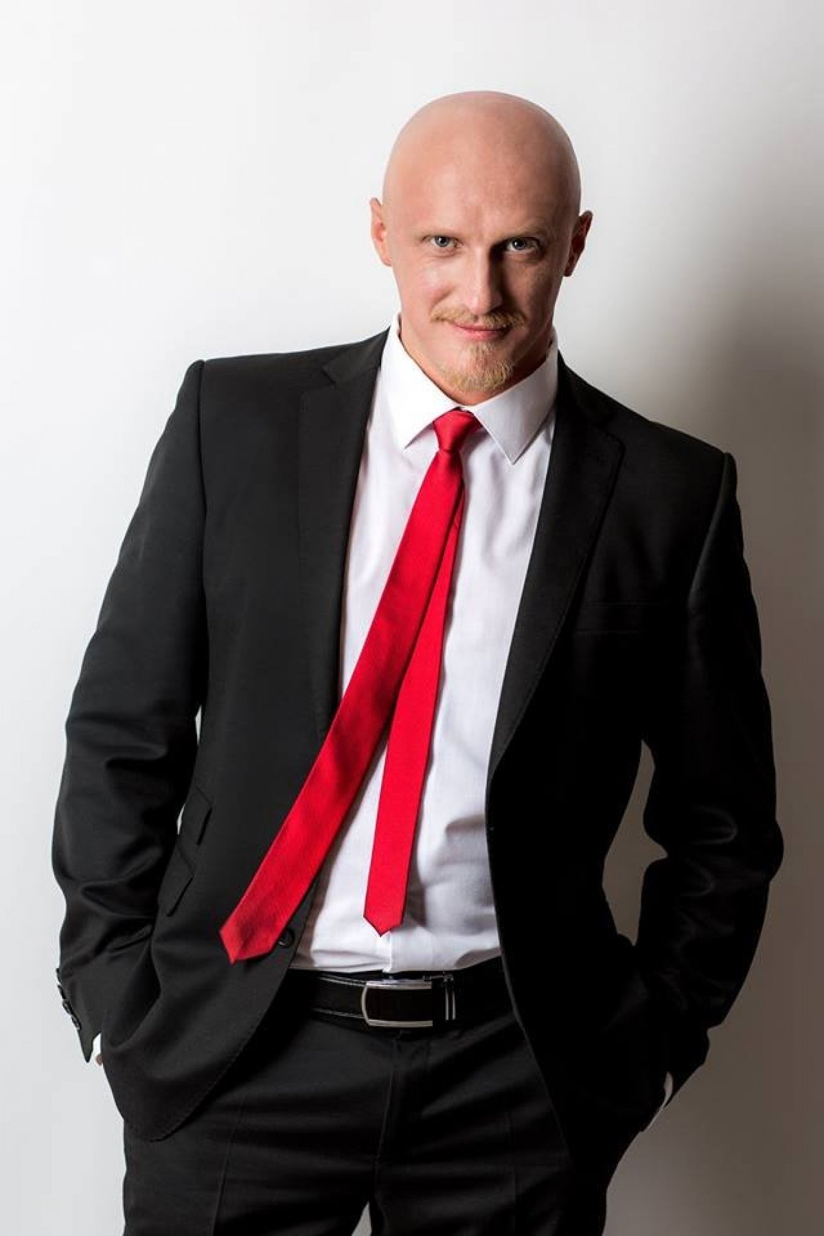 Олег Волощенко