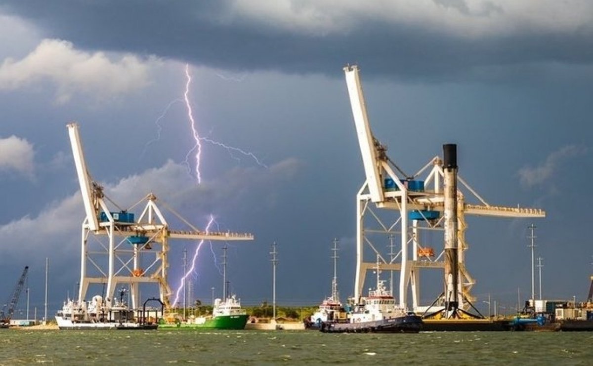 маршевий ступінь Falcon 9