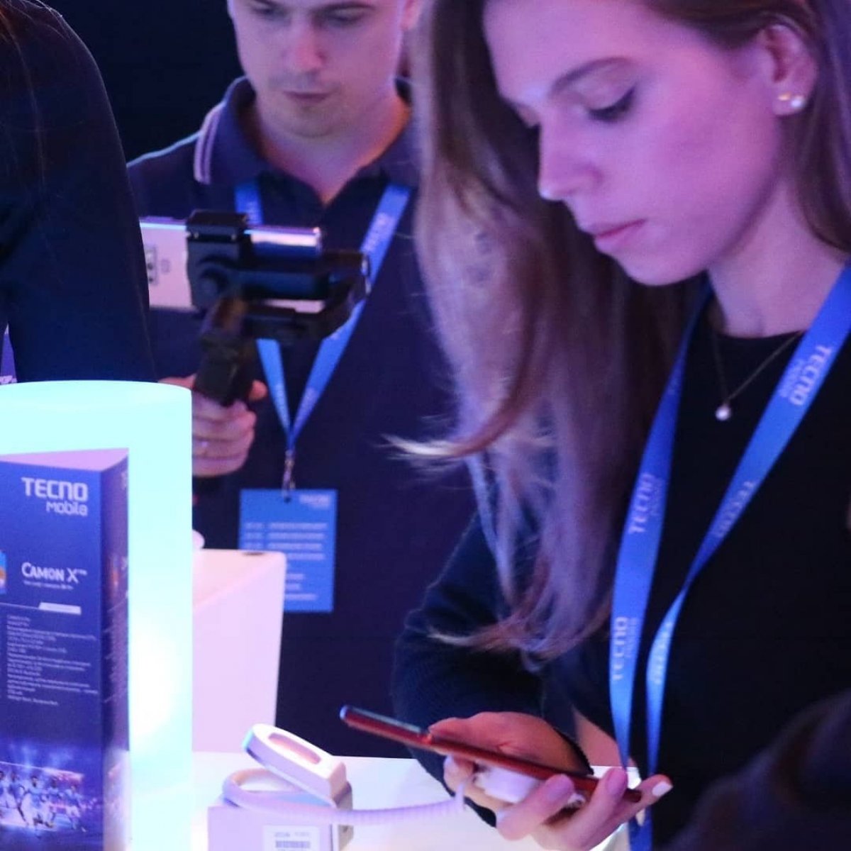 Tecno-mobile