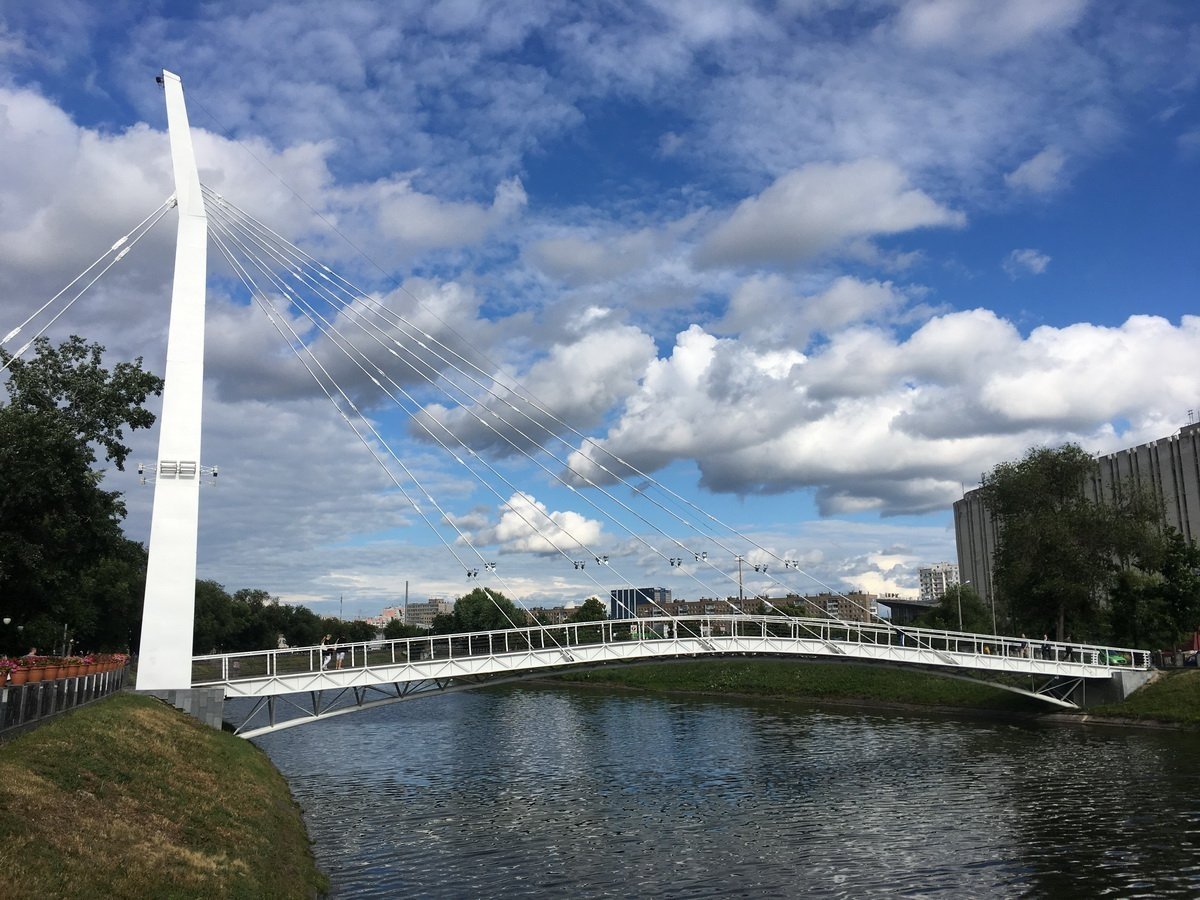 Пішохідний міст, Харків, Україна