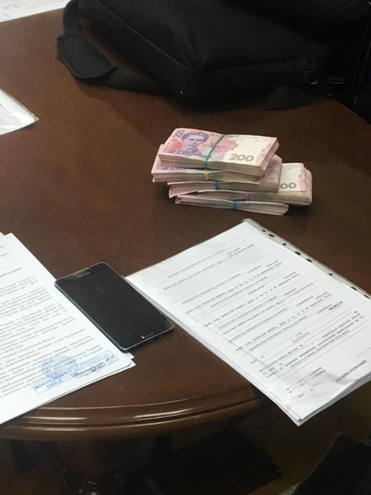 Спіймали хабарника-посадовця на Полтавщині