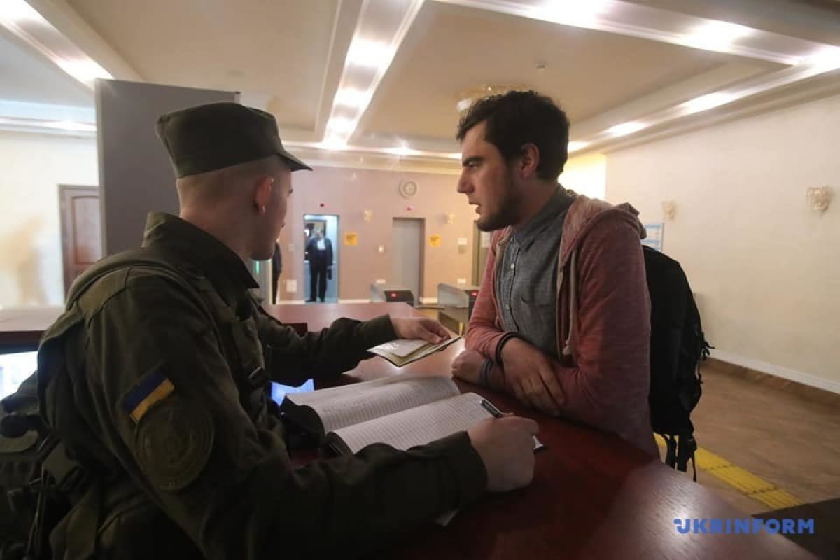 Леонід Овчаренко