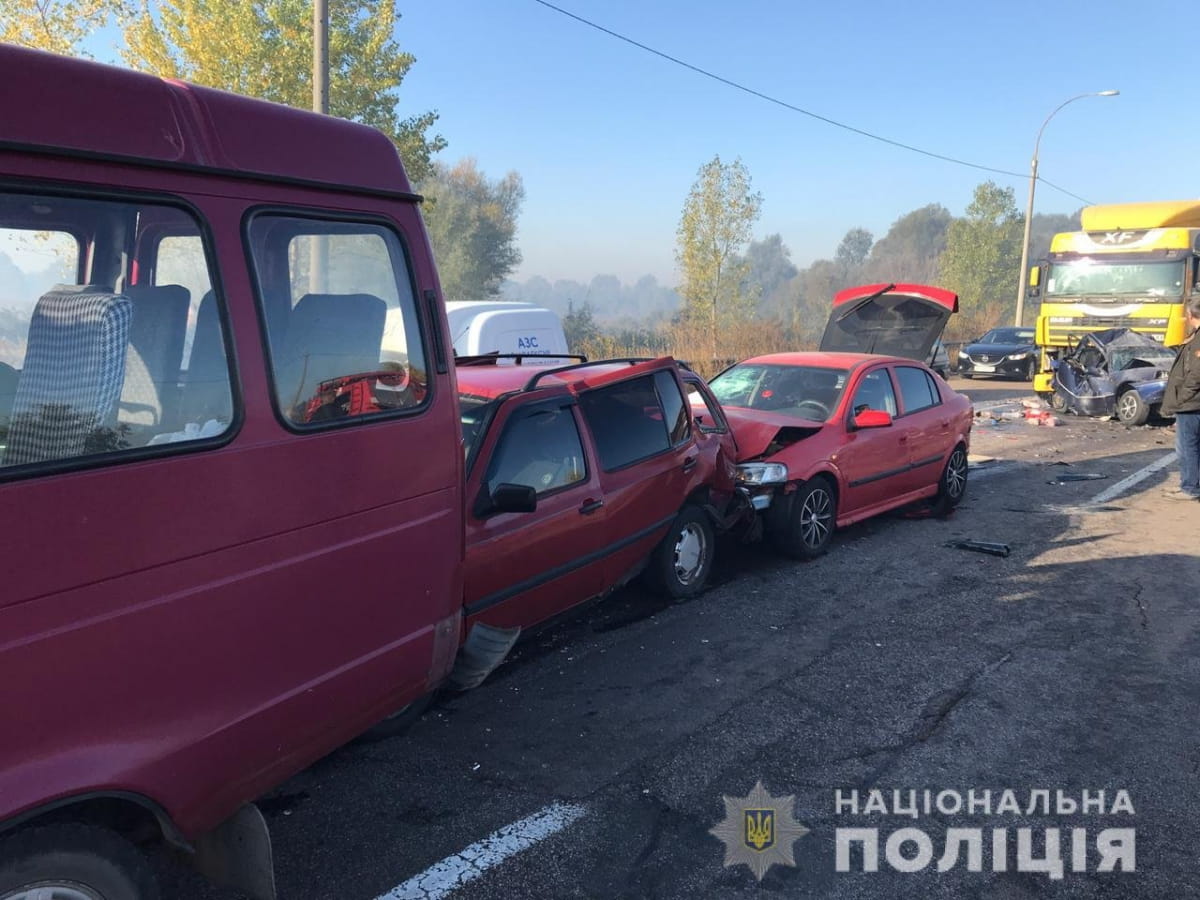 ДТП на Броварській трасі