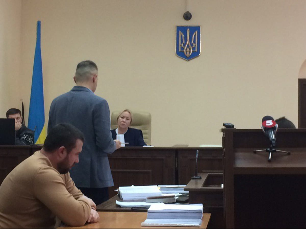 Розгляд справи бронежилетів для ЗСУ