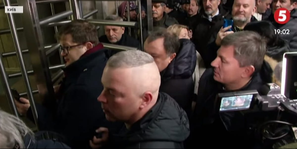 Порошенко в ДБР