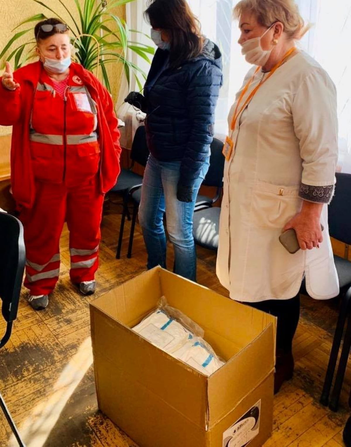 Захисні засоби медикам від Порошенка