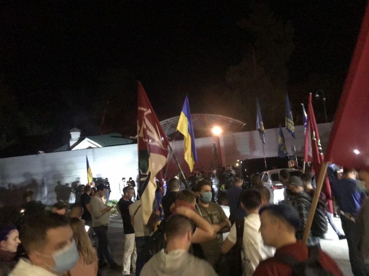 РОК Акція резиденція Зеленського