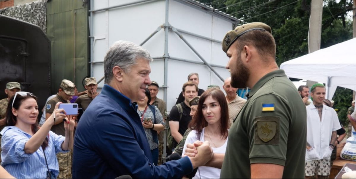 Традиционный патриотический кулеш в Карловке