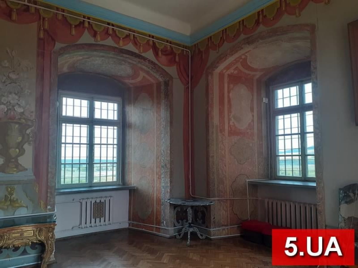 Интерьер, Олесский замок