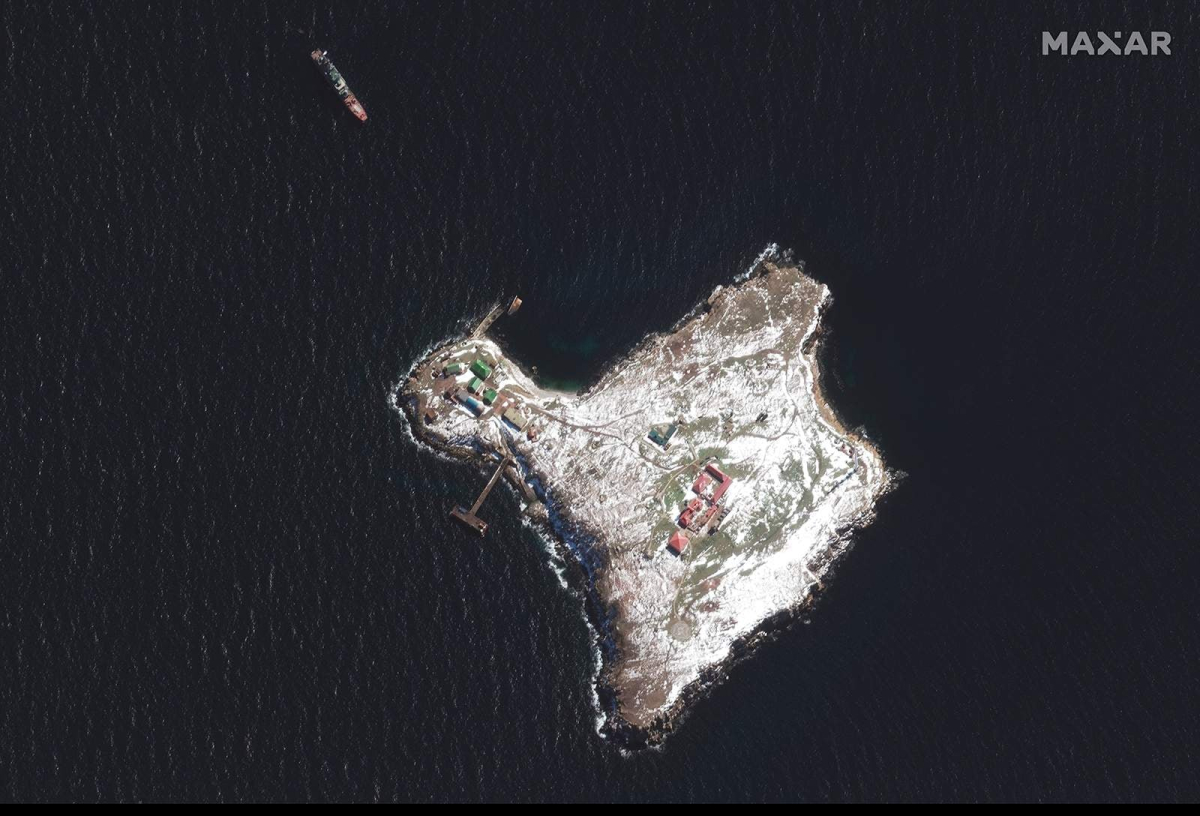 Остров Змеиный