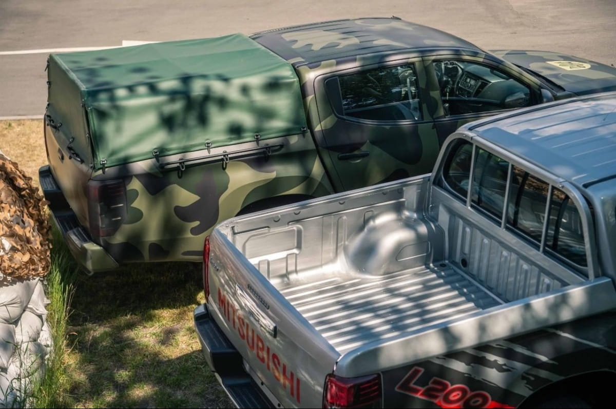 Автомобиль