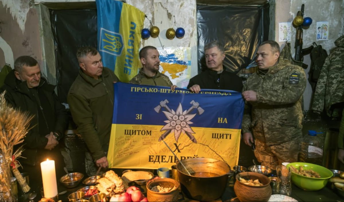 Порошенко із військовими