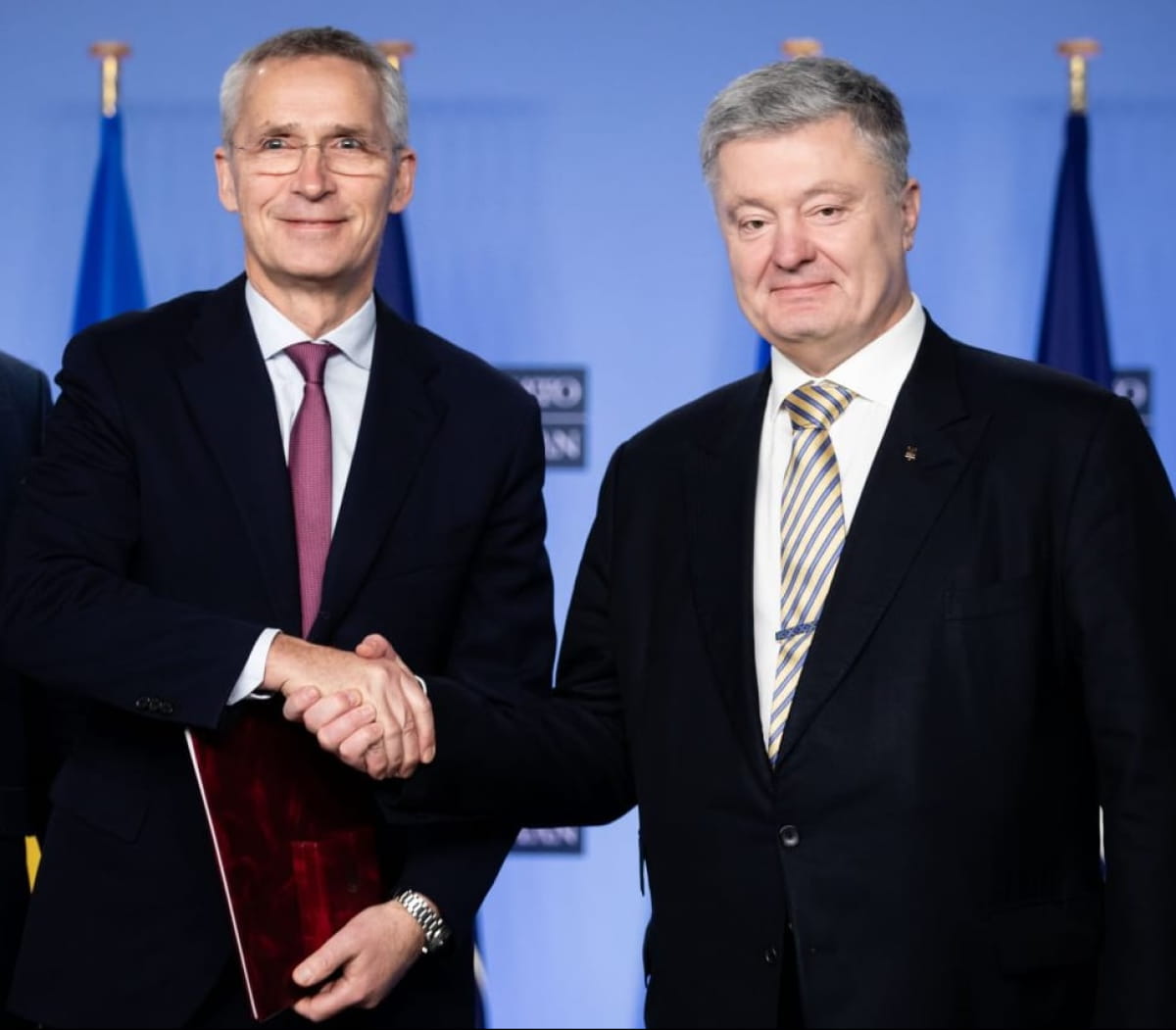 Петр Порошенко и Йенс Столтенберг