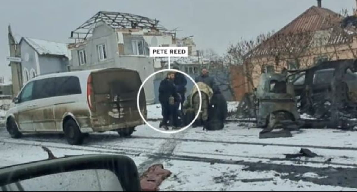 NYT оприлюднило відео ракетного удару рф по волонтерах у Бахмуті