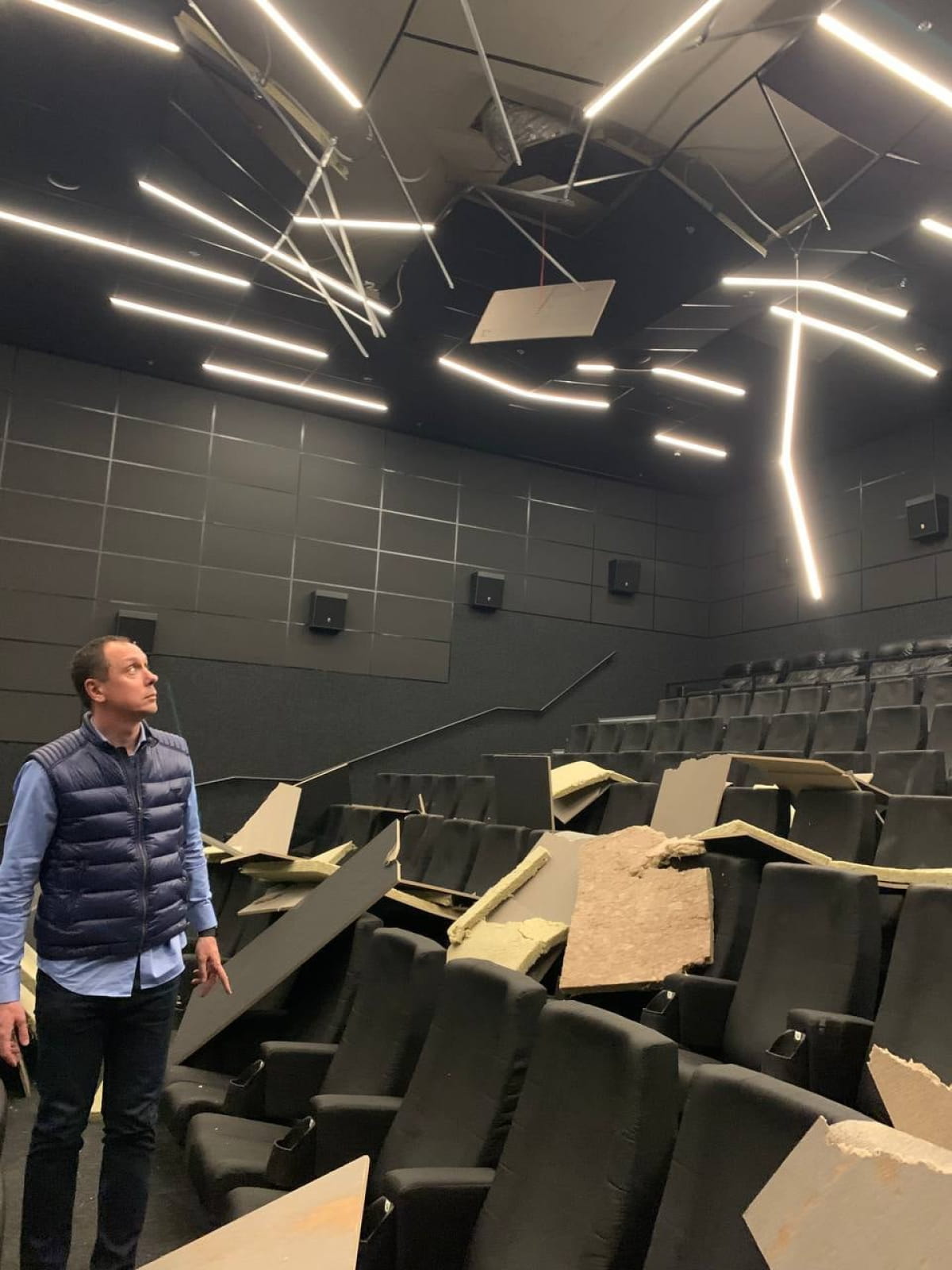 Multiplex