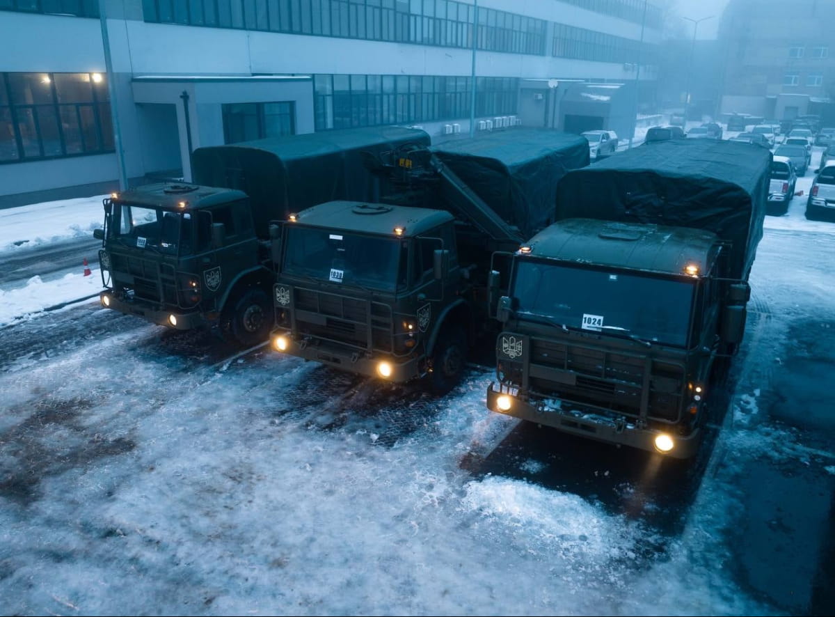 Вантажівки DAF YA