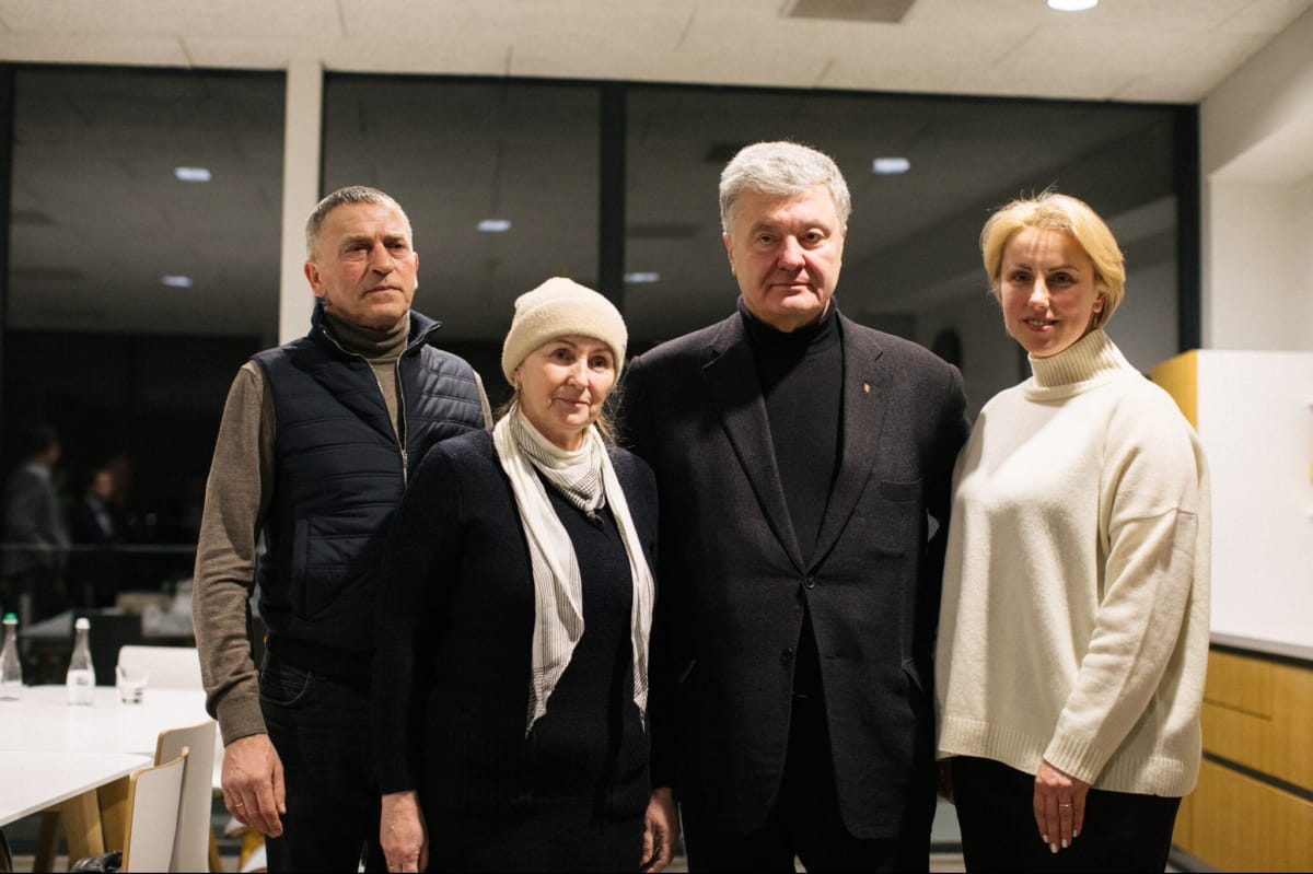 Петро Порошенко з родиною Тараса Бобанича