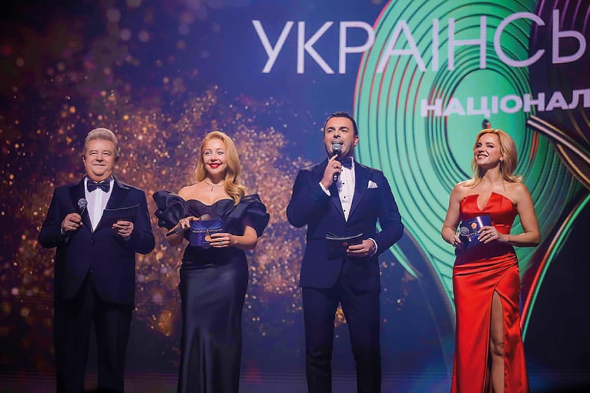 Ведучі церемонії нагородження Михайло Поплавський, Тіна Кароль, Григорій Решетнік, Лілія Ребрик