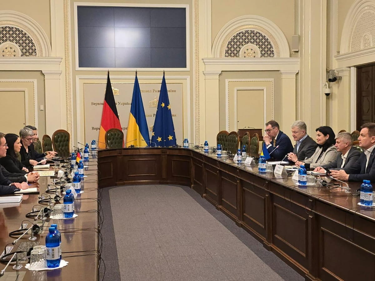 Петро Порошенко провів зустрічі з іноземними делегаціями