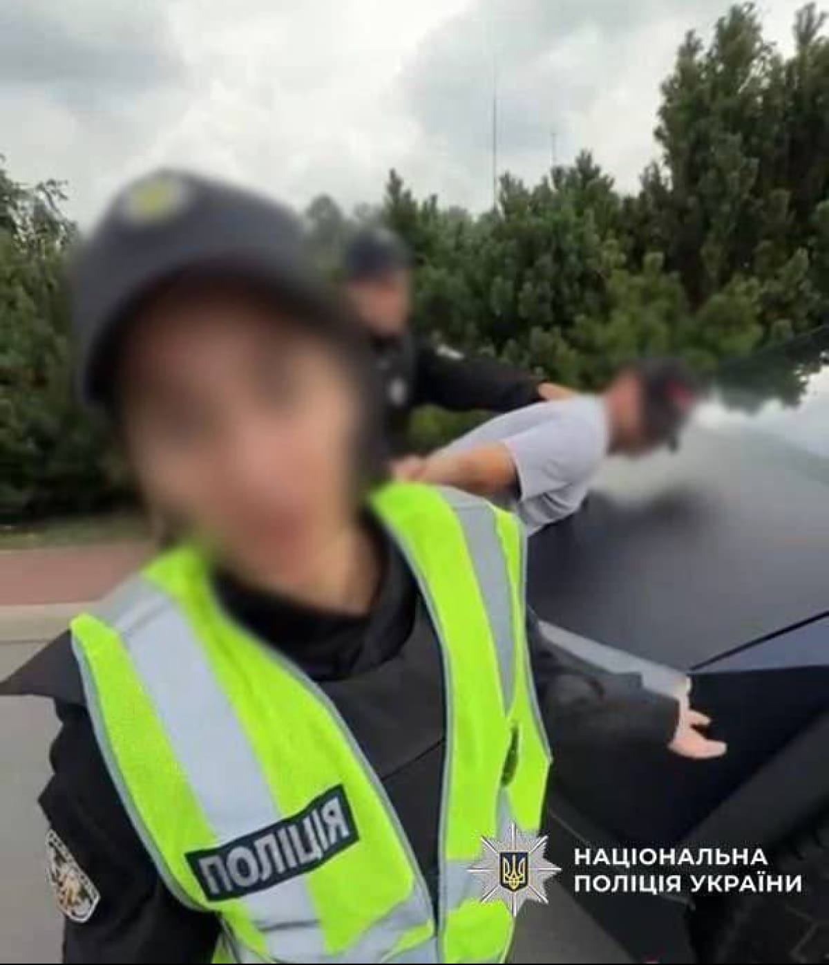 Блогери вдавали із себе поліцію