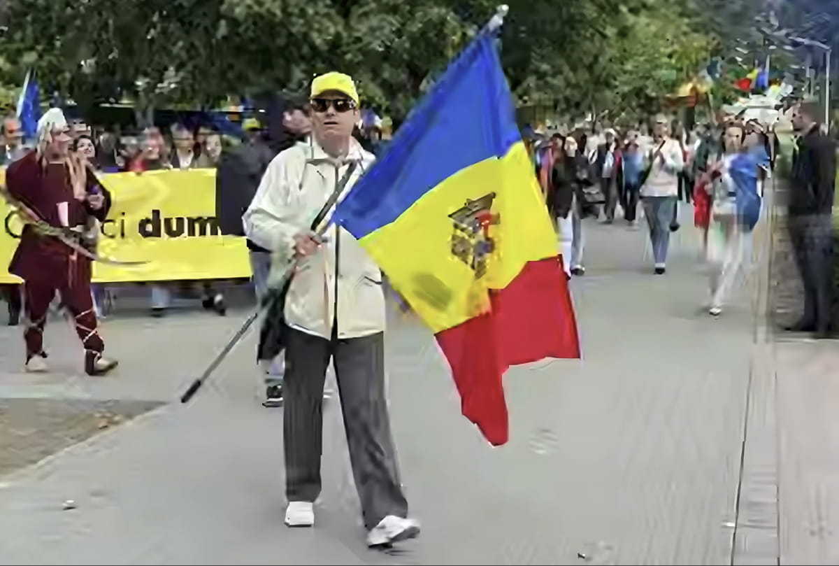 У Молдові напередодні виборів відбувся масштабний мітинг на підтримку партії Маї Санду – відео (Відео)