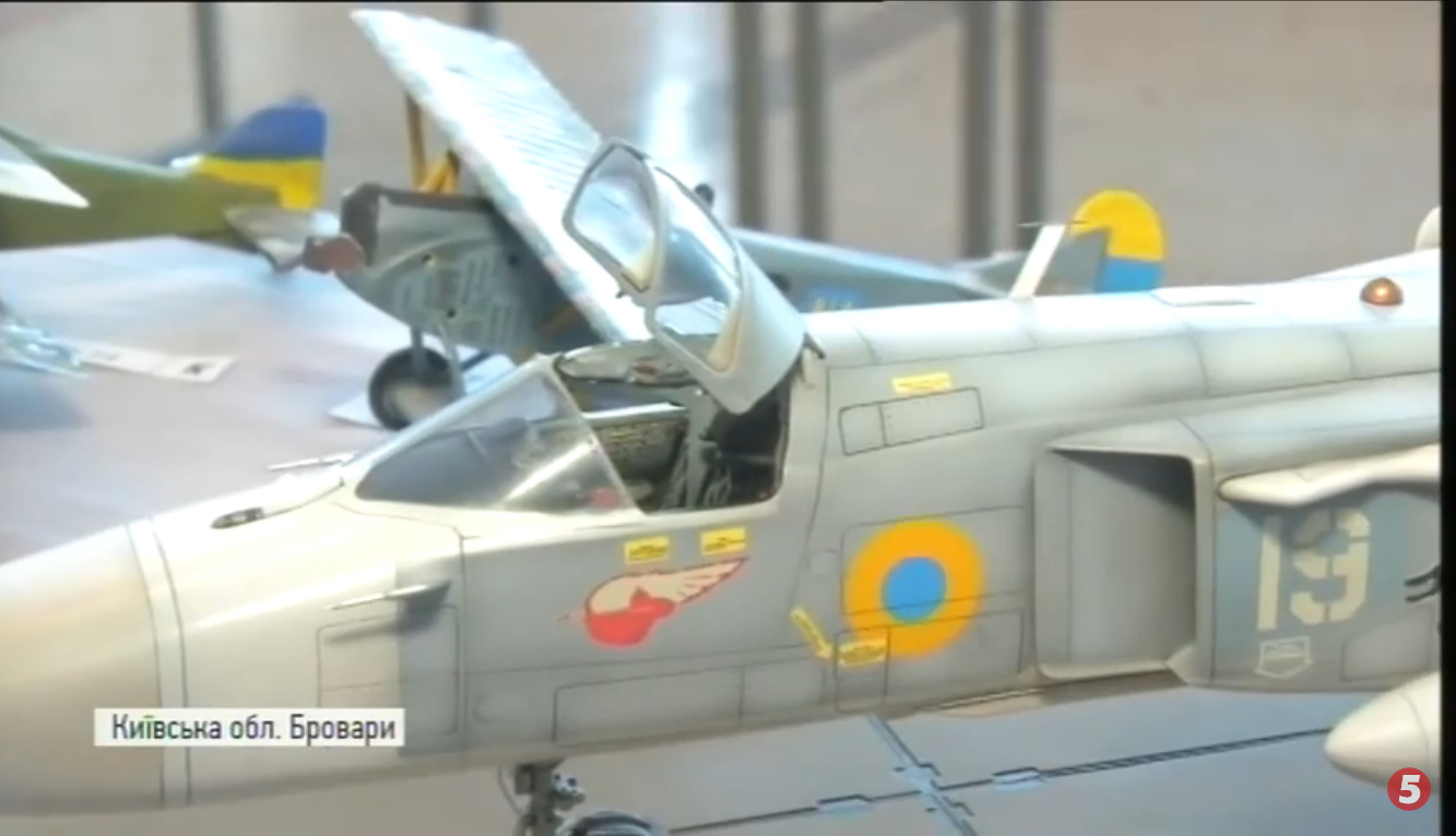 Виставка моделей військової техніки