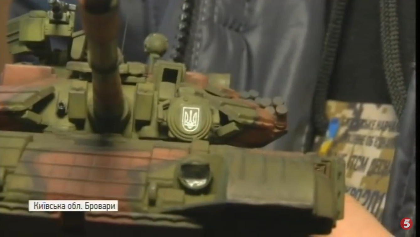 Виставка моделей військової техніки