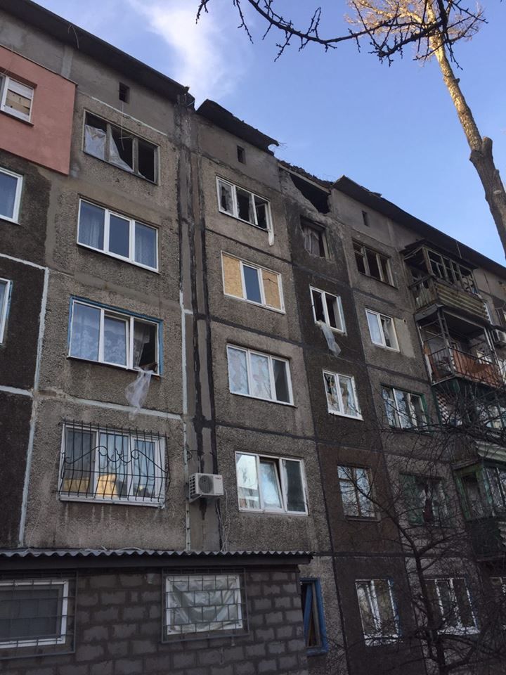 Окупанти цинічно обстріляли житлові квартали Авдіївки