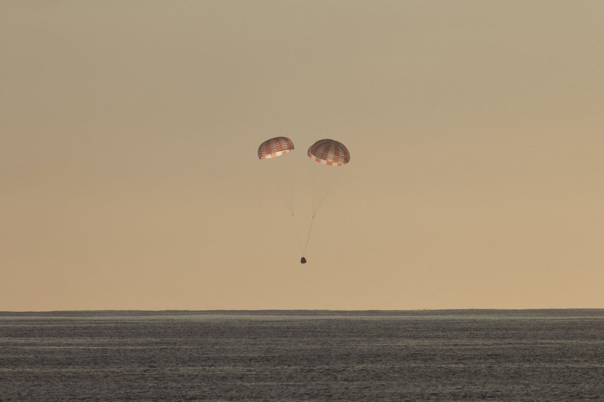 Космічний корабель Dragon доставив на Землю вантаж з МКС
